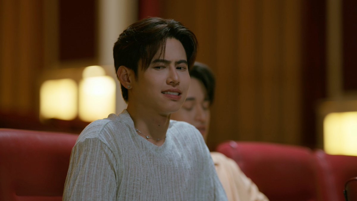 GMMTV's tweet photo. แคสต์เป็นสิบคน ไม่โดนใจผู้กำกับสักคน #OnlyFriendsDreamOnEP1

@Earth_Pirapat @gawincaskey @yacht_patsit https://t.co/SzChu8vRTl