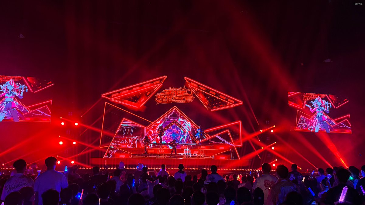hololive_Id's tweet photo. Perjalanan yang tak terlupakan! 🎤✨

hololive STAGE World Tour ’25 -Synchronize!- telah resmi berakhir setelah mengunjungi 7 kota di berbagai penjuru dunia bersama para talent luar biasa.

Terima kasih kepada semua yang telah mendukung hololive di setiap langkah perjalanan ini! 

Ayo teruskan syncronize hati kita ! 💫

#hololive #hololiveSTAGE25