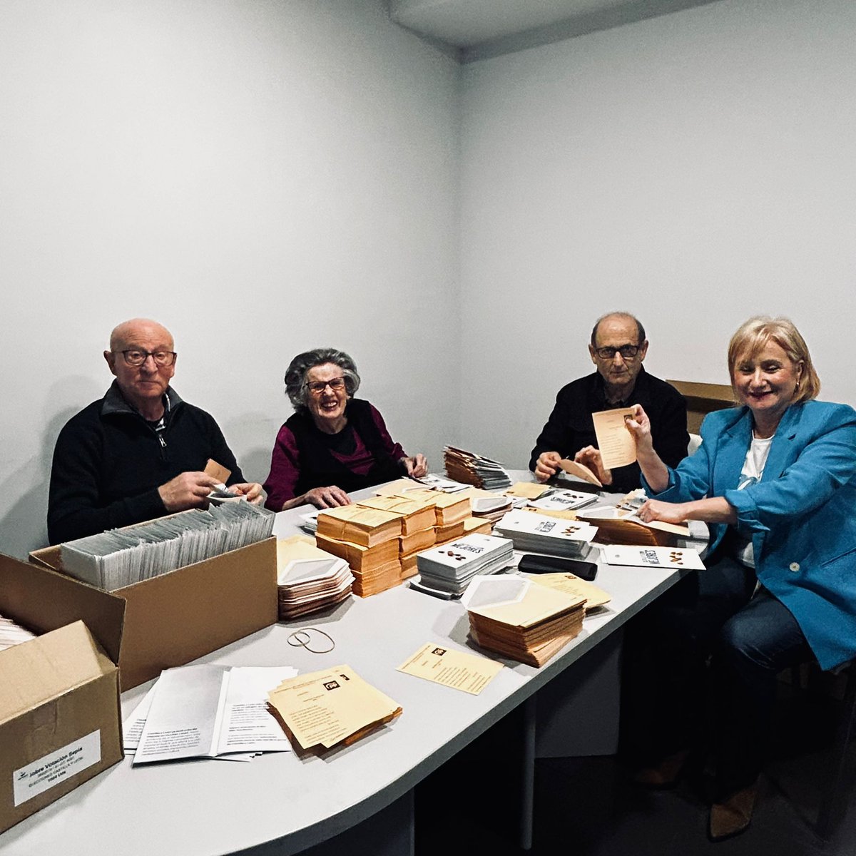 🫂 Detrás de unas elecciones hay mucho trabajo y el que no se ve es super importante.

💪No imagináis la fuerza que da encontrar en @ppdezamora a compañeros  echando una mano y comprometidos con el proyecto.

🤝Eso me recuerda que somos un gran equipo

♥️ Gracias de corazón