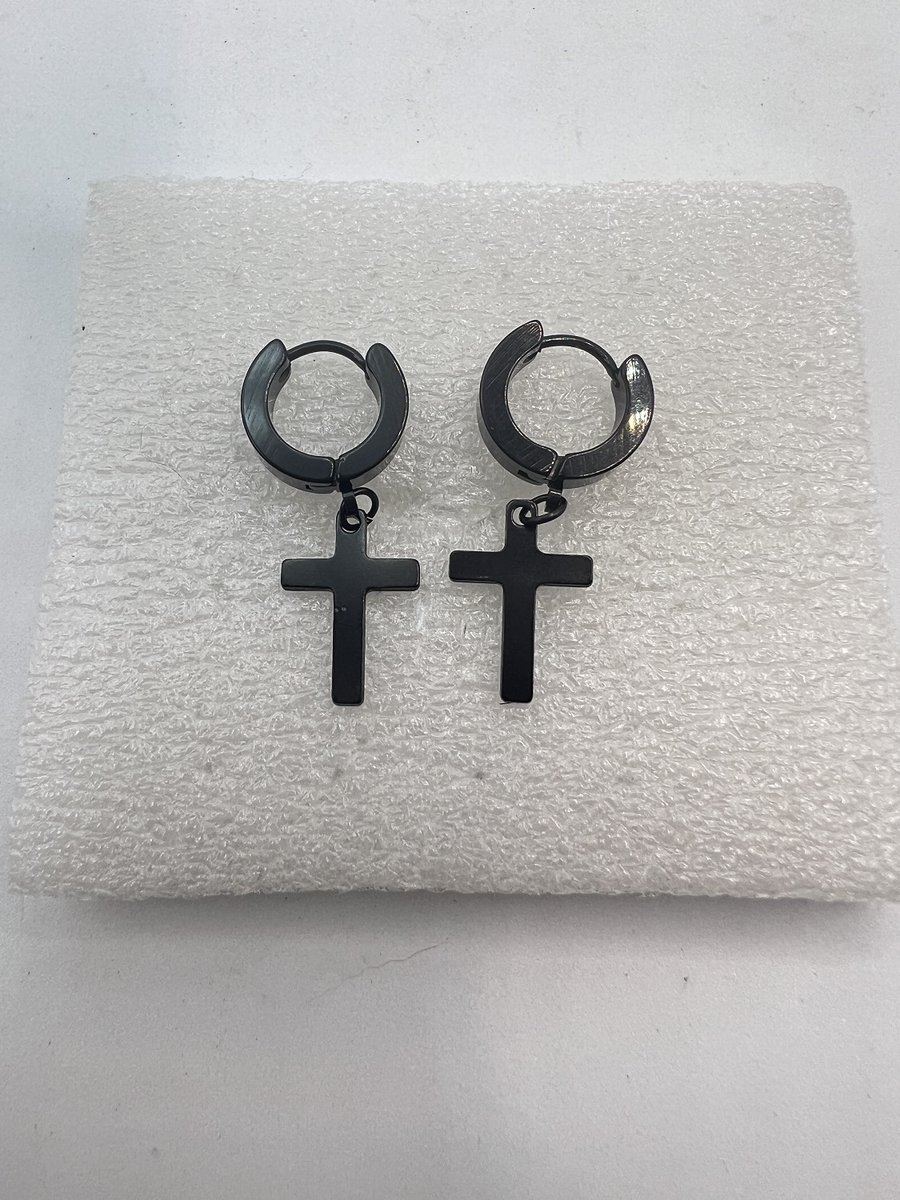 guext65's tweet photo. Black Cross Hoop Earrings
$16.99

Detail:
No Stone

Materials: Stainless steel

12 mm black cross

Dimensions: 6 mm W

Style : Hoop

Needle: 1 mm

Brand New

Buy Now:
https://t.co/HWaDTSKCYX

#jewelry #earrings #black #jwpersonalshop #hook #cross #fashion #style #online https://t.co/6yOfApvJdc