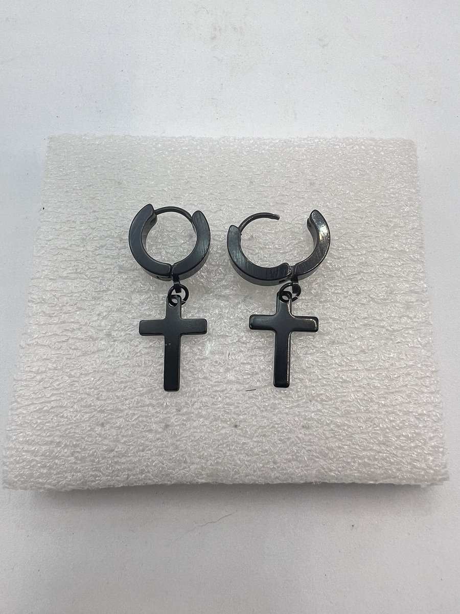 guext65's tweet photo. Black Cross Hoop Earrings
$16.99

Detail:
No Stone

Materials: Stainless steel

12 mm black cross

Dimensions: 6 mm W

Style : Hoop

Needle: 1 mm

Brand New

Buy Now:
https://t.co/HWaDTSKCYX

#jewelry #earrings #black #jwpersonalshop #hook #cross #fashion #style #online https://t.co/6yOfApvJdc