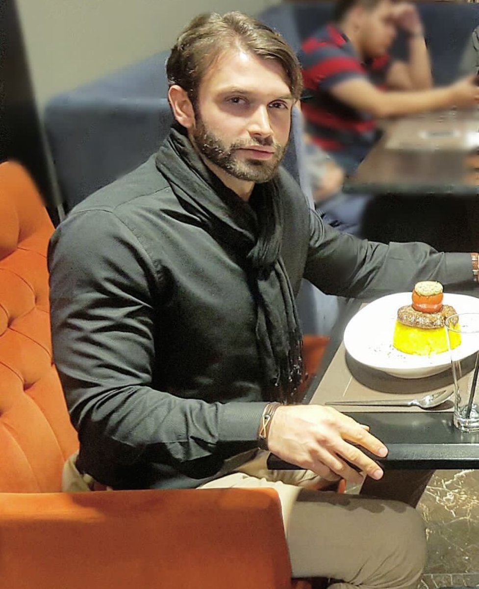 نیلسون tweet media