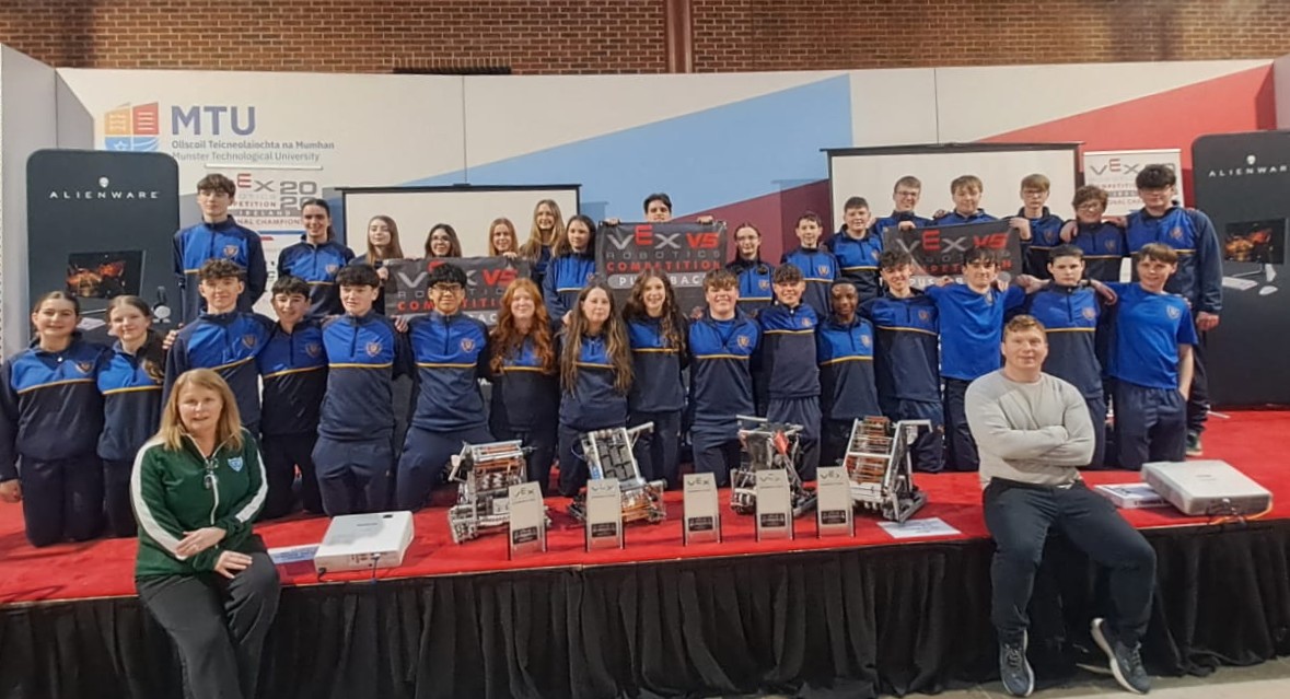 KinsaleComSch's tweet photo. KCS has qualified FOUR teams for the VEX Robotics World Championships in St. Louis — the most ever by an Irish school 🇮🇪🌍
Excellence Award 🏆
Tournament Champions 🥇
Design Award
2x Finalists https://t.co/UnrOtpDSqW https://t.co/F8l742h7WO