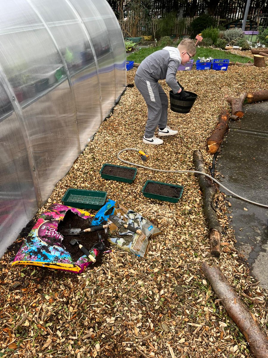 St. Thomas' Senior National School tweet media