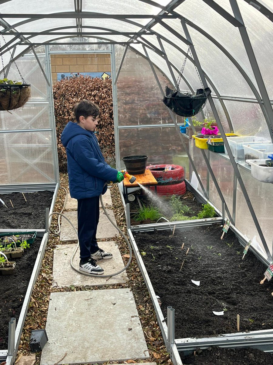 St. Thomas' Senior National School tweet media