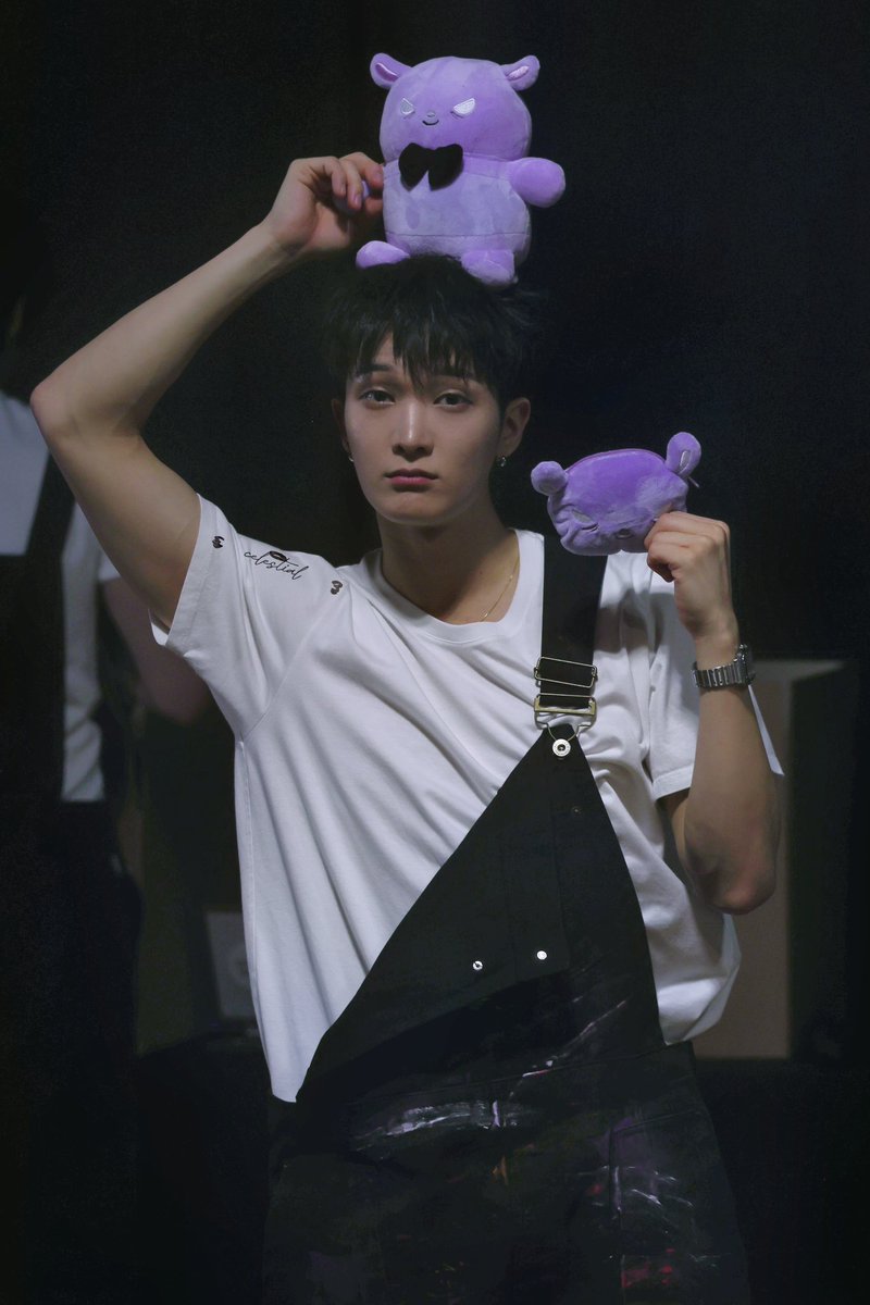 시나몬 롤 tweet media