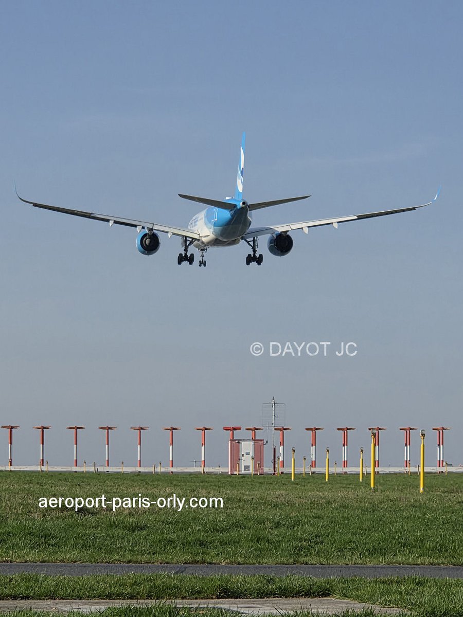 Aeroport-paris-orly.com (non off) tweet media