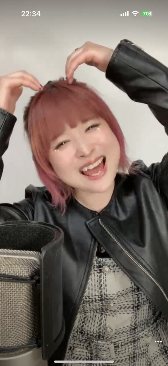 NaNa先生配信お疲れ様でした♪
 NaNa先生が歌う椎名林檎の曲は安定感抜群で聴きびたりました☺️
謎ポーズ集も助かりましたw
来月もよろしくお願いします🙇‍♂️

#ちーむなな
#北関東の女神