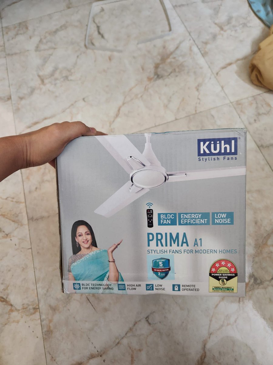 AlwaysVignan's tweet photo. @instamart_it I have ordered Kuhl prima bldc fan on feb 26th, order id 231046921080715. I have recieved only one box containing the fan base but the other box containing the fan blades was not delivered. I raised a missing item complaint but no response till now. https://t.co/QKy21D9yX2