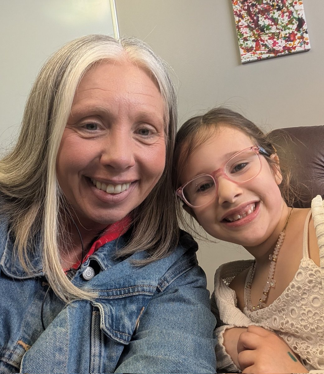 Laura Groboske tweet media