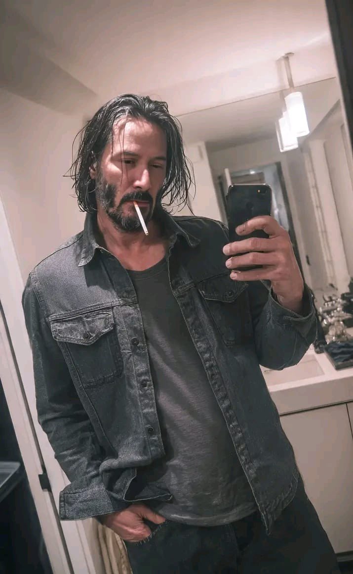 Keanu reeves tweet media