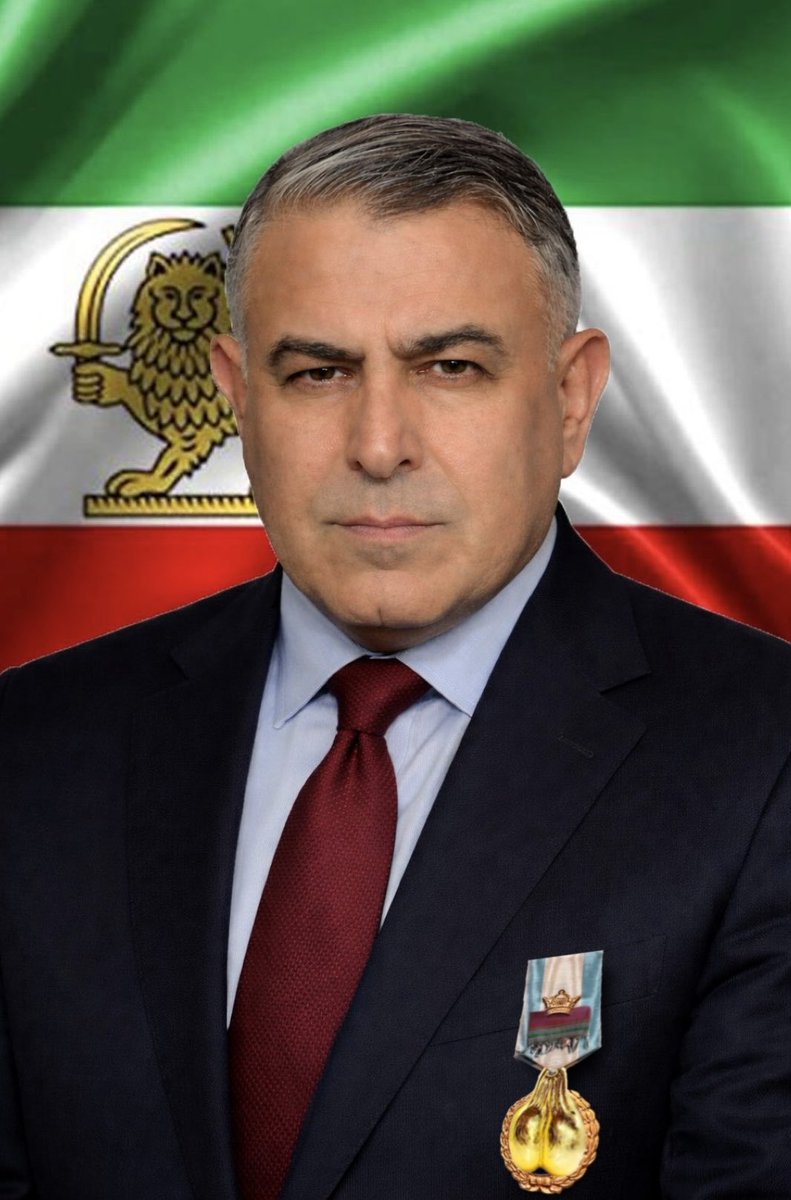 جْاش ِ پهلوی، نائل به مدال تخم طلایی و نشان دستمال یزدی تاجدار