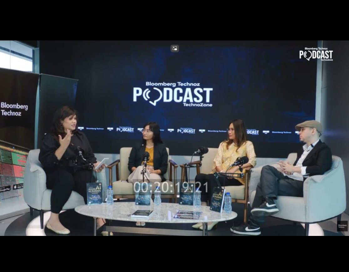 decentricity 🦔♀️ tweet media