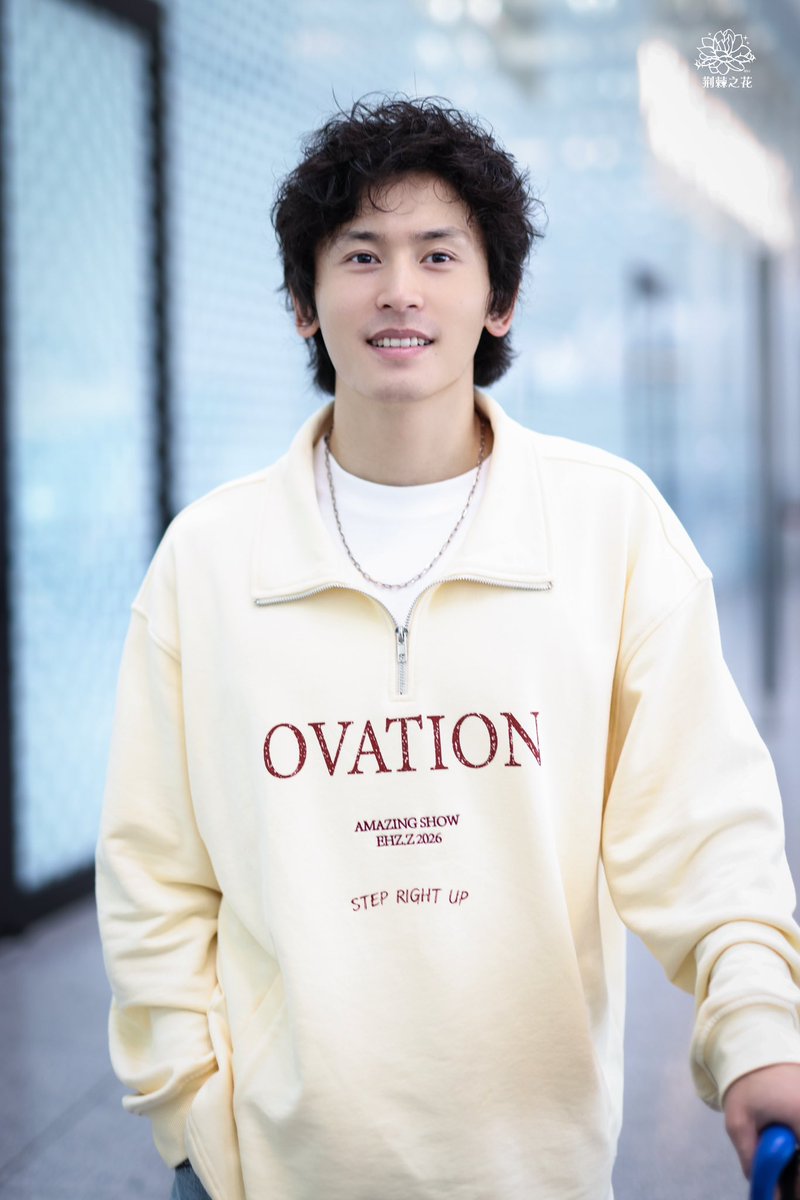 duan_zhang0511's tweet photo. 是青年演员张哲瀚!可以邀请他合作吗!@netflix @NetflixKR @DisneyPlus @HBO @AppleTV
#ChineseStar #ChineseActor #ChineseSinger #ChineseRapper https://t.co/iBbSyUCWdv