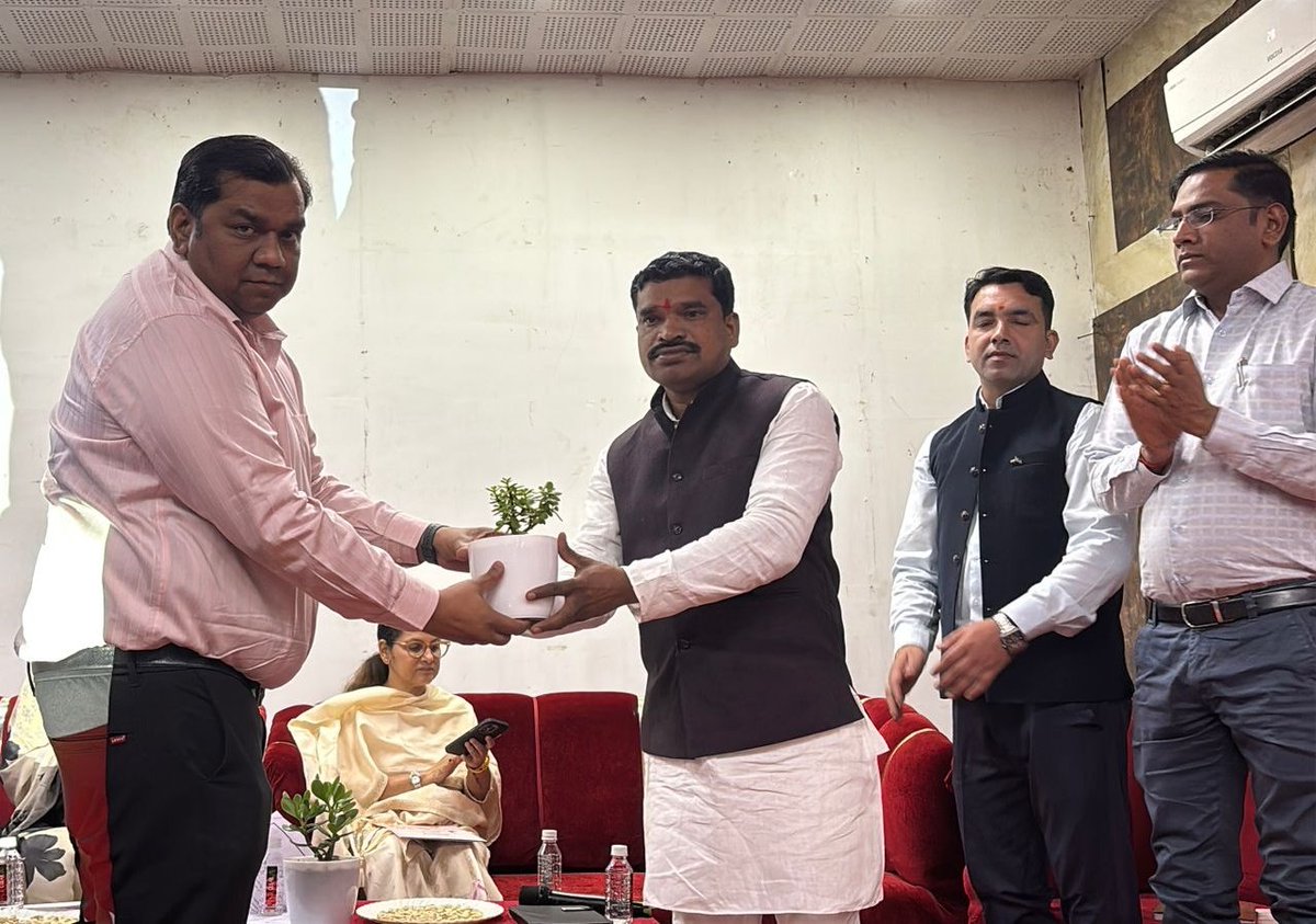 Health Department CG tweet media