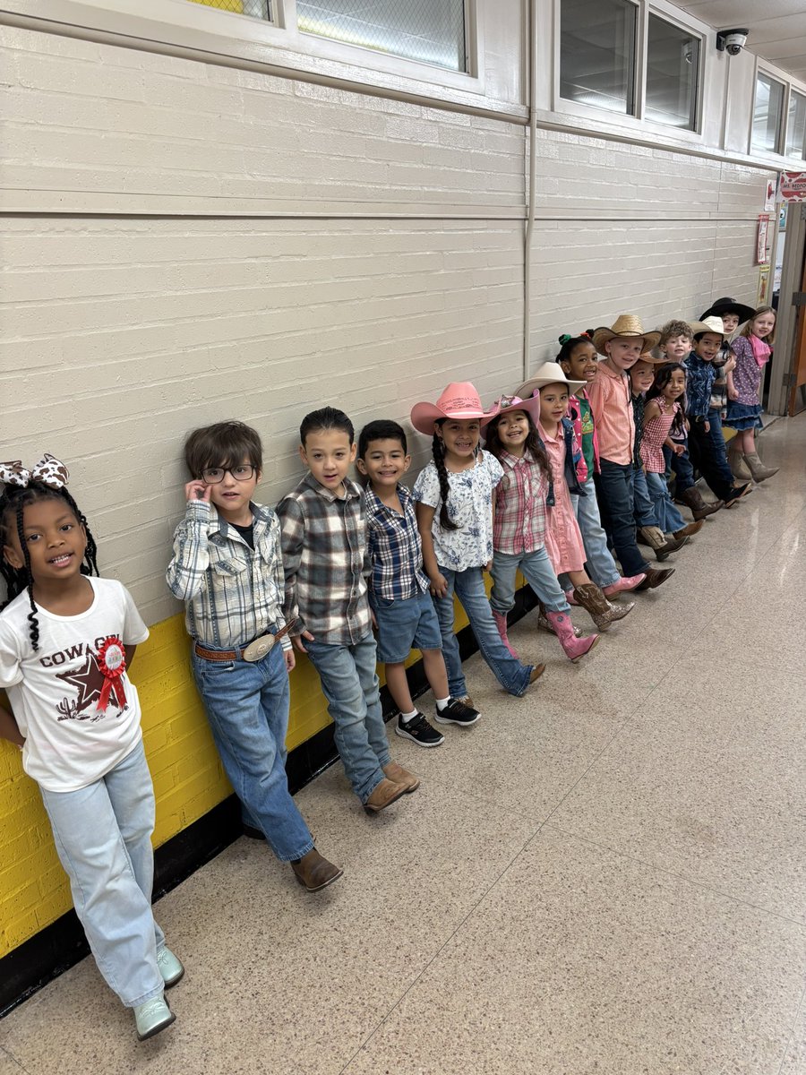 Red Elementary STEM Magnet School tweet media