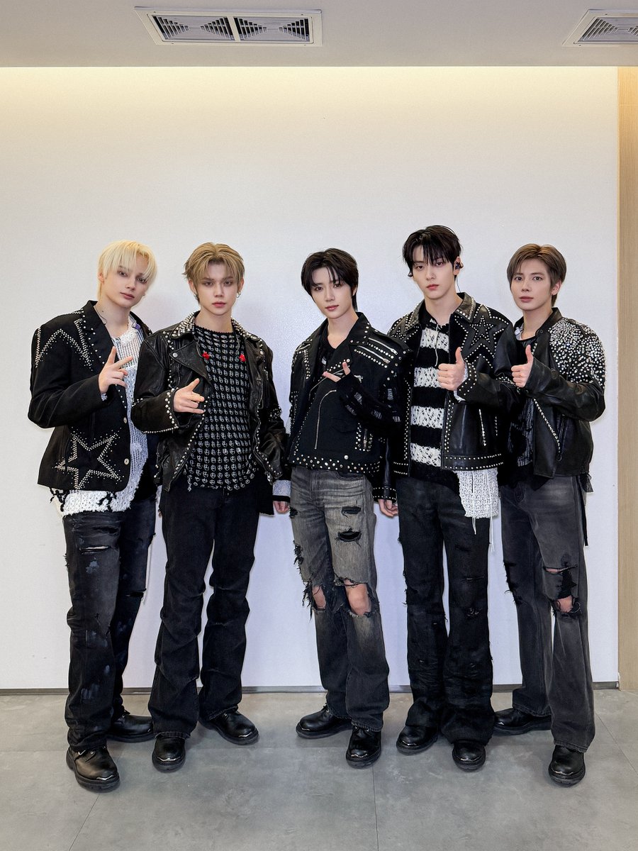 TXT OFFICIAL tweet media