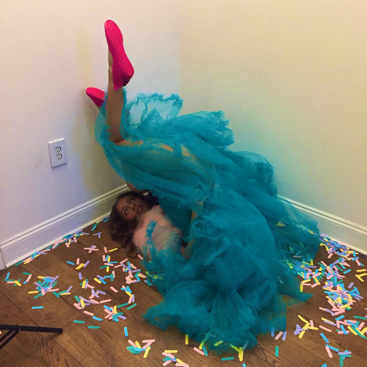 LIBERTY LOVE tweet media