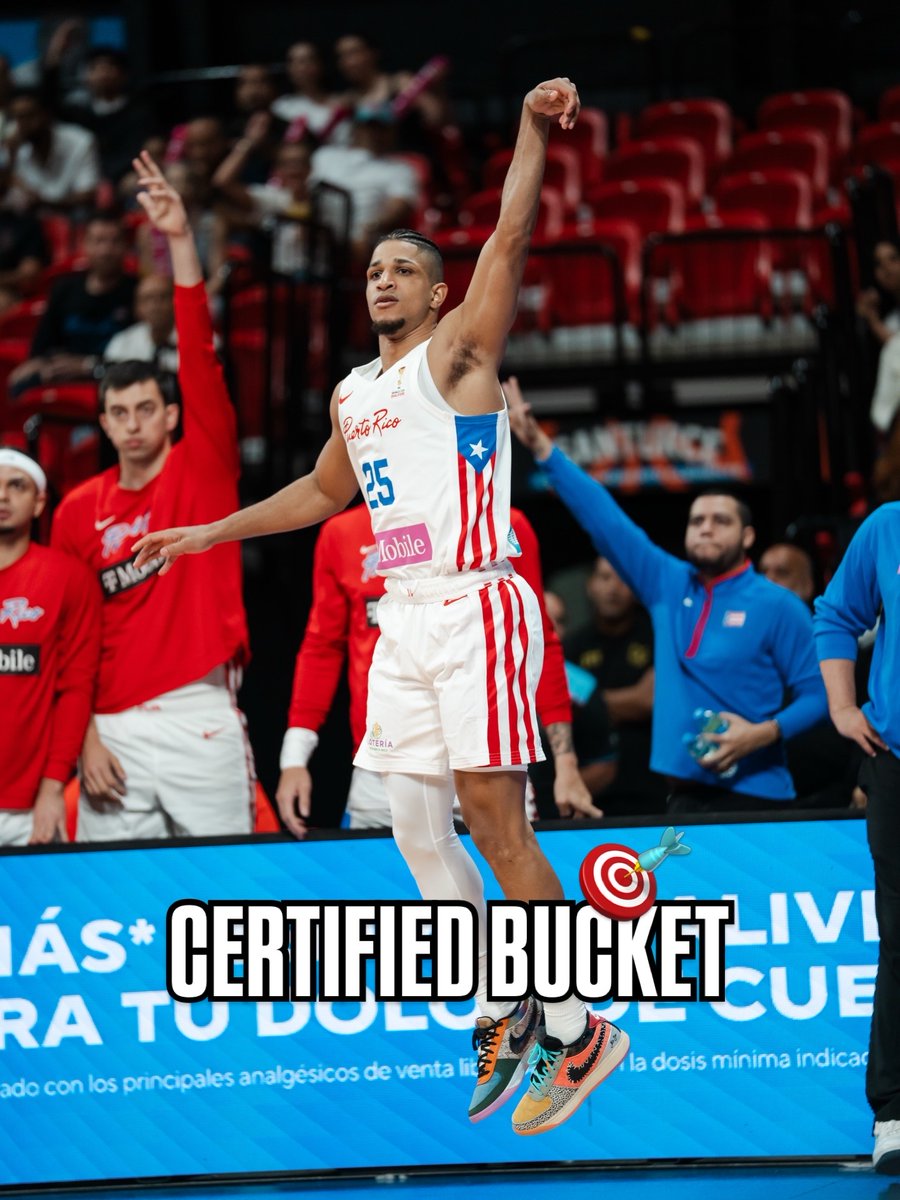 AmeriCup's tweet image. Hubo lluvia de tres en el Roberto Clemente… todo por cortesía de Plummer ☔🎯 

#FIBAWC x #StepItUp