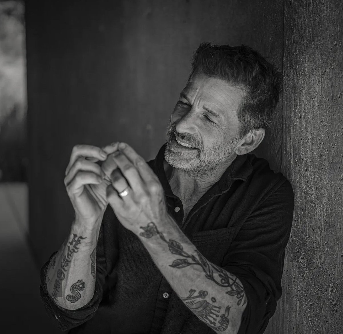 DCUBrief's tweet photo. Zack Snyder on the legacy of fans who released the Snyder cut:

"The fans should never forget that they did that... we raised a ton of money for suicide prevention and they really did a lot of good and I think that they catch a lot of flack for being toxic or whatever, but they literally saved human lives. So, you can go f*ck yourself if that's what you think."

(Via @joshuahorowitz, Happy Sad Confused Podcast)