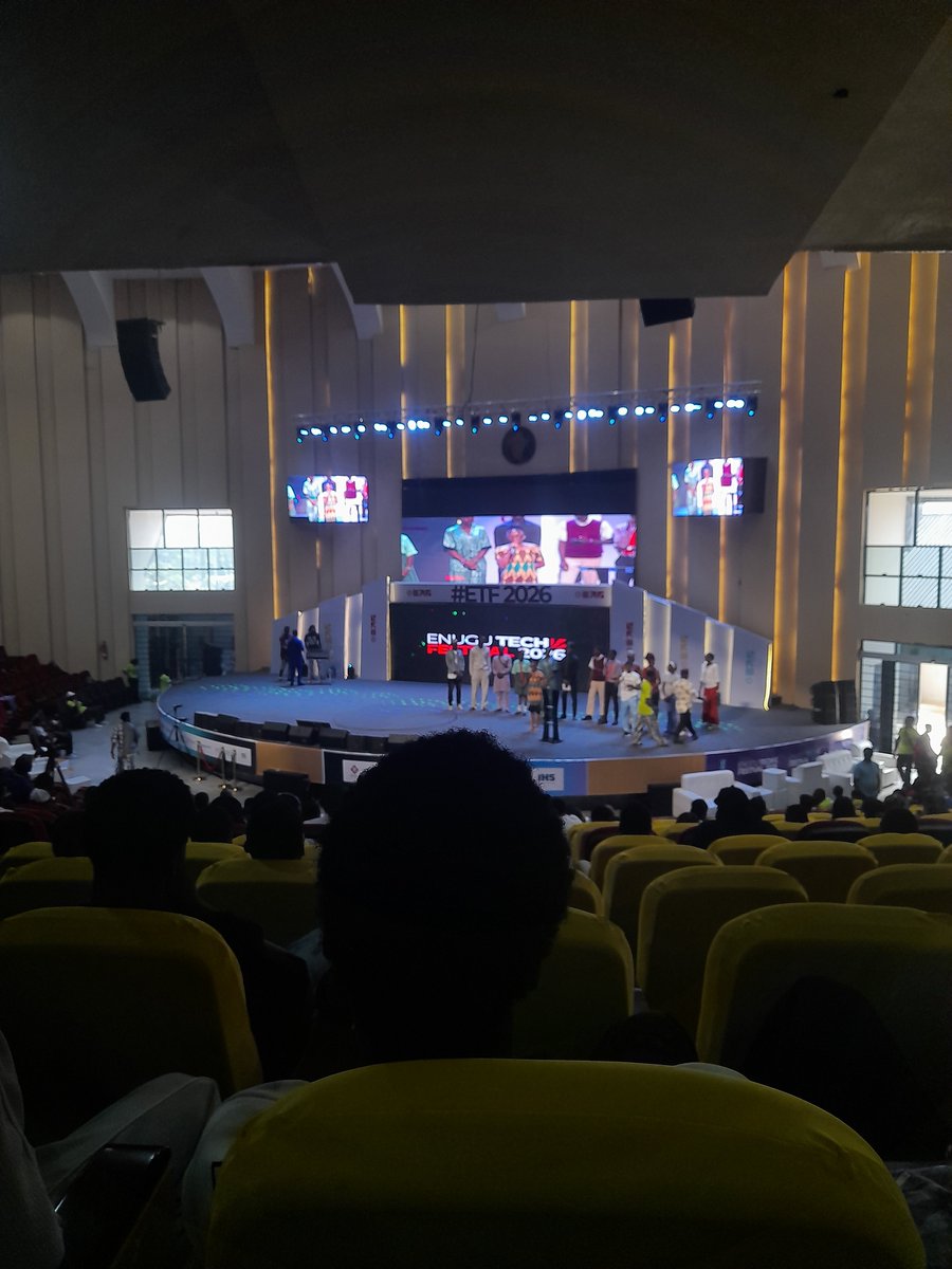 ucheisweird tweet media