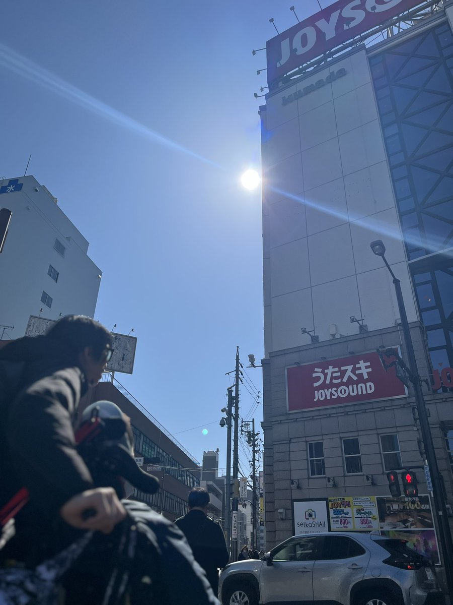 oden_circle's tweet photo. 電車でGO!

#ボランティア 
#春から名大 
#春過ぎから名大
#春から金城
#春から名城
#春から中京
#春から名古屋
#ボランティアサークル

スシの次はカラオケ！
日本文化満喫

体験参加受付中！
興味を持った方、連絡下さい
何大学でも、何年生でも
ウェルカムです https://t.co/A0gFktwHiu