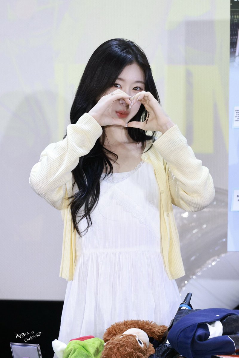 Cookieeee tweet media