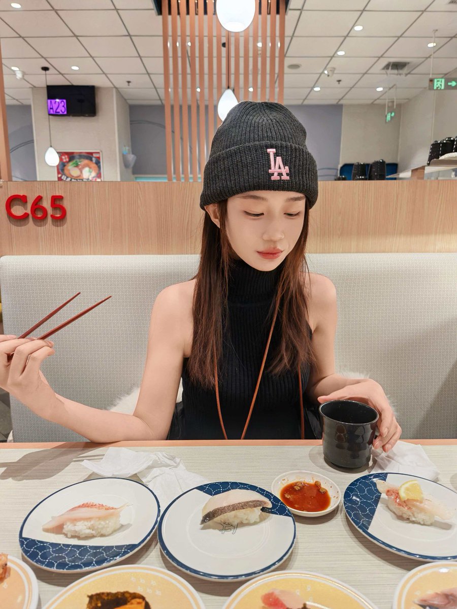 婉凝S tweet media