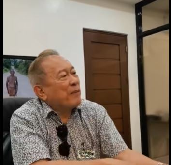KAKASUHAN NI SECOND DISTRICT CONGRESSMAN JOSE CHAVES ALVAREZ ANG MGA DATING MARINES SA PAGDAWIT SA KANYA SA MALE-MALETANG PERA.
Sa Palawan isasampa ang kasong Cyber libel sa 18 dating membro ng Philippine Marines na nagdawit sa kanya na umano’y ipinamigay sa mga kongresista.
