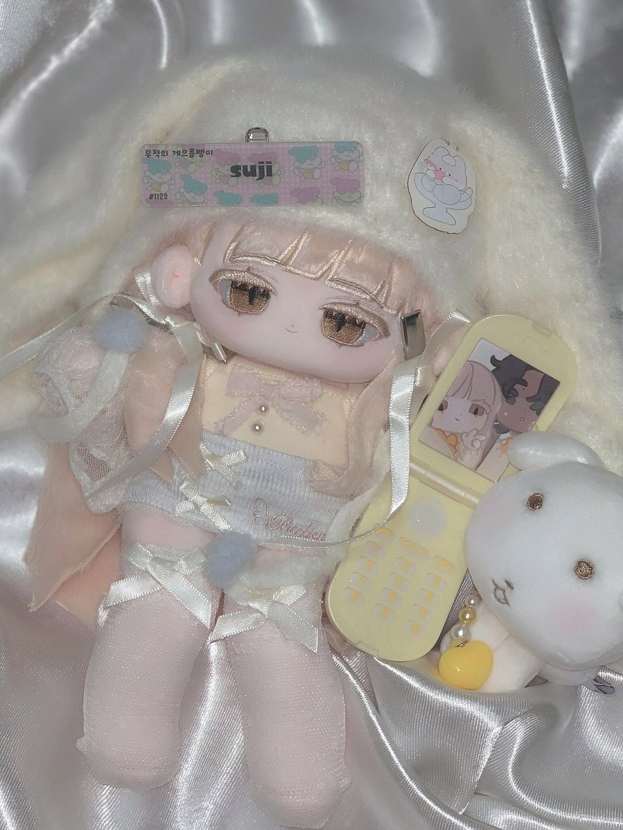 SsSSsoOMm's tweet photo. #뚕솜 

🍧🎀🪽 https://t.co/Dp4ePaaQUp