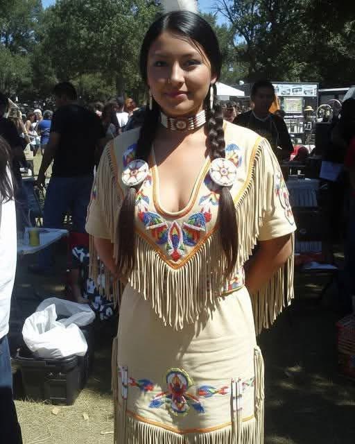 _nativeamerica's tweet photo. I'm a proud Native American girl https://t.co/ZLiPZX1WYD