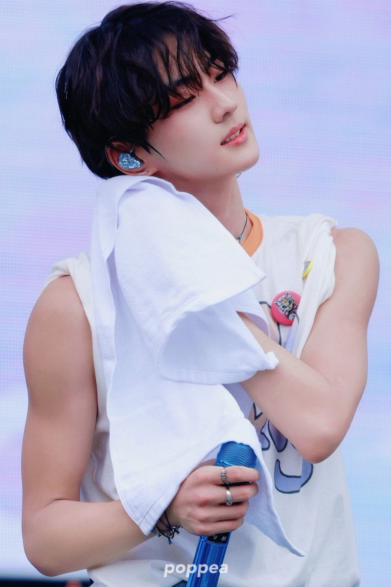 똥짱이 tweet media