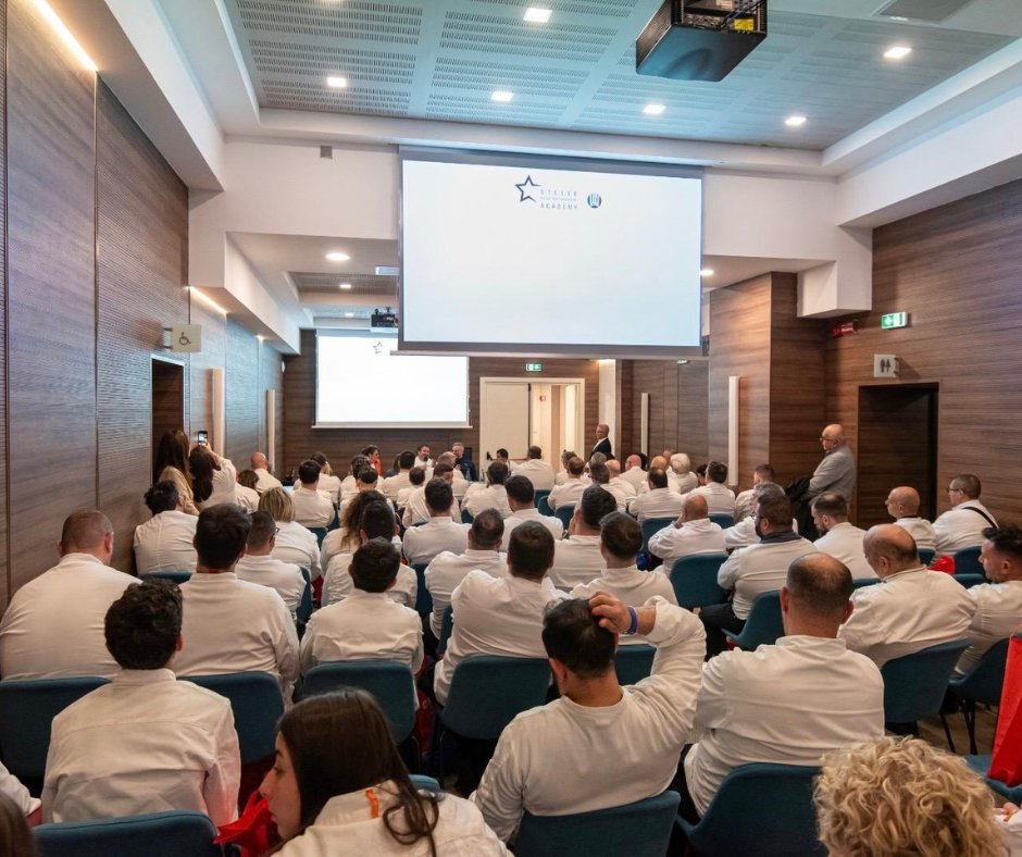 edv24it's tweet photo. [NEWS] “Le Stelle della Ristorazione” è il titolo del Simposio tecnico di Apci, Associazione Professionale Cuochi Italiani, in programma martedì 10 marzo a Roma nella prestigiosa sede di Fipe Confcommercio. 

https://t.co/bcqP4UQipj

#edv24food #APCI https://t.co/Uc18Nlx4k8