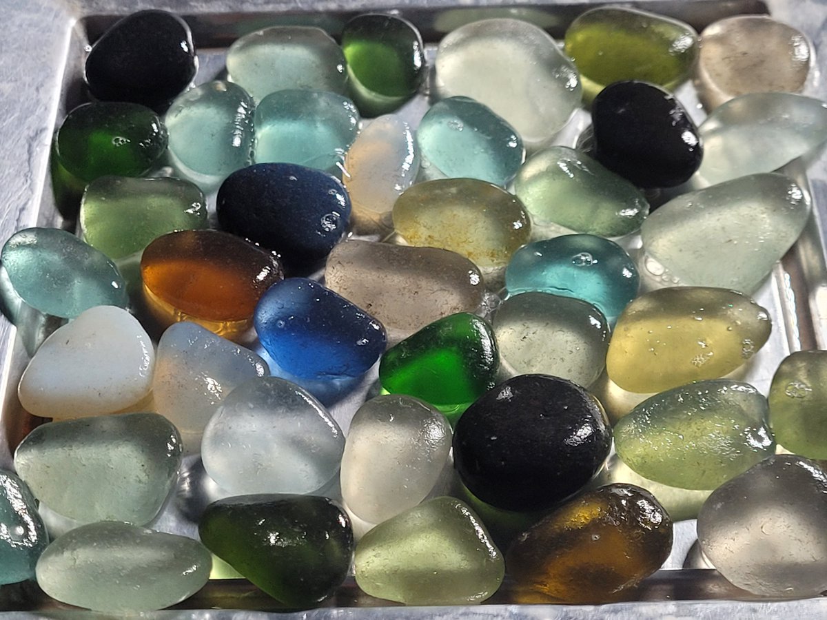 seaglasssteve's tweet image. 🌊Lots of #vintage #seaglass #seapottery
👀If you are looking for a special shape/colour-go here👇for 300 genuine listings
ebay.co.uk/usr/seaglassst…
😍search a word eg-flat mosaic oval button #marble multi teardrop jewellery #seahamseaglass #SeaGlassJewellery #seaglassjewelry