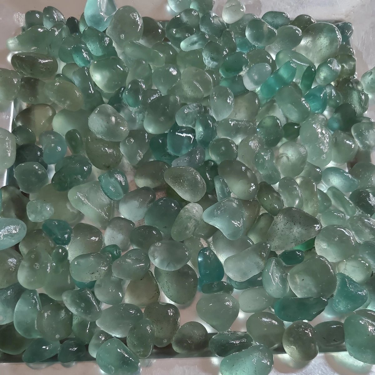 seaglasssteve's tweet image. 🌊Lots of #vintage #seaglass #seapottery
👀If you are looking for a special shape/colour-go here👇for 300 genuine listings
ebay.co.uk/usr/seaglassst…
😍search a word eg-flat mosaic oval button #marble multi teardrop jewellery #seahamseaglass #SeaGlassJewellery #seaglassjewelry