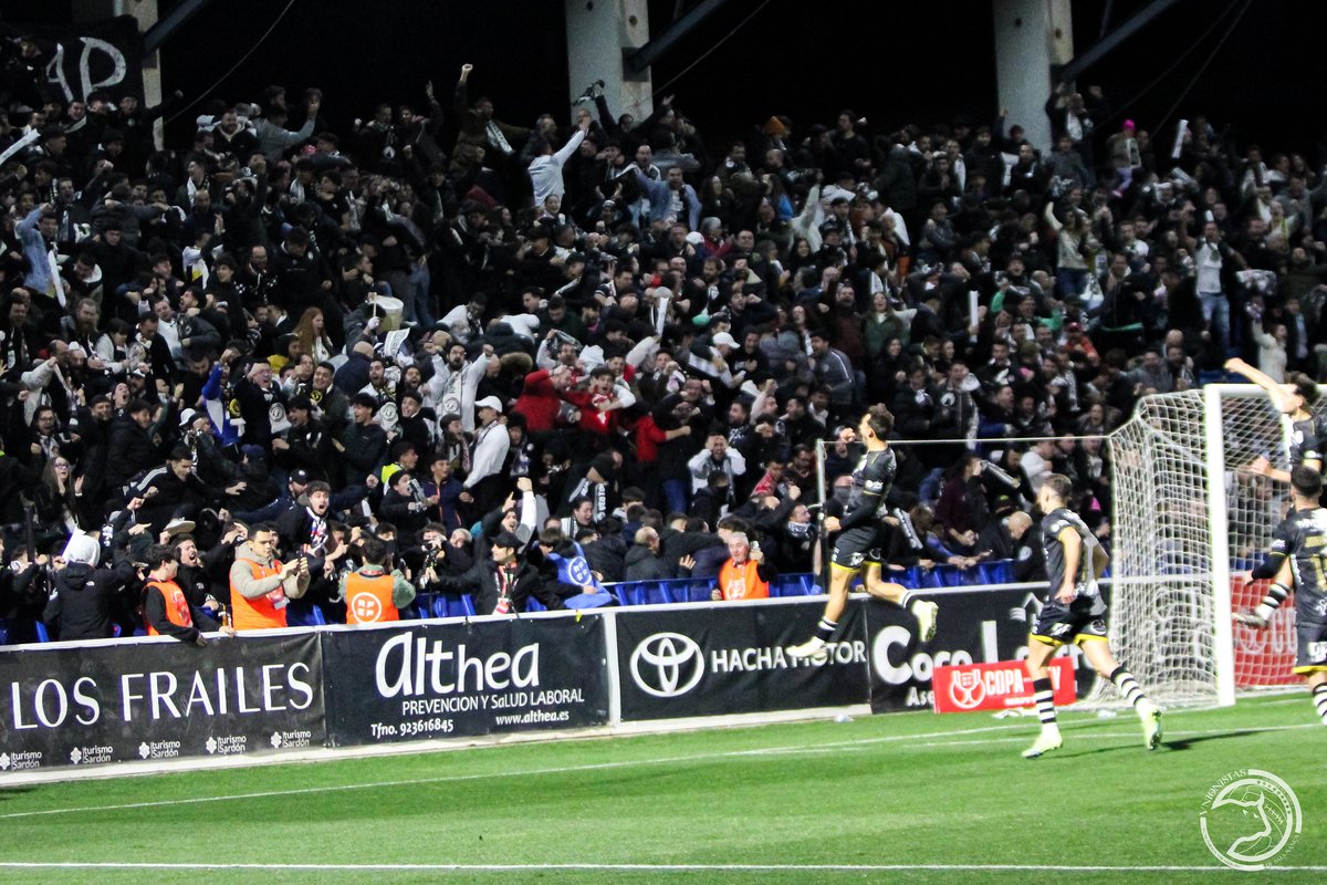 Unionistas de Salamanca CF tweet media