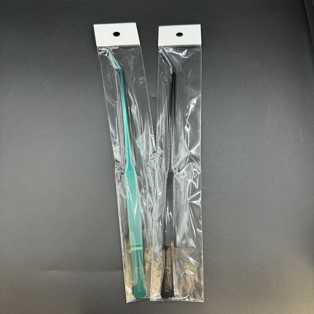 新商品のご案内📢 なんとこの度…DREXX刻印入りのピンセットが