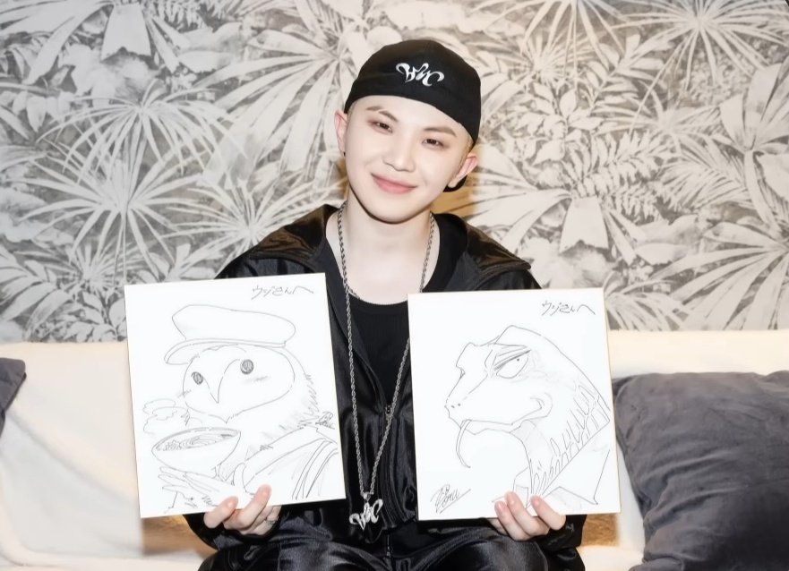aludraexe's tweet photo. from being a fan of the beastars anime to composing the ost, meeting the author and invited them to his concert 🥹 ahh so happy for my little weebs woozi 🤍 https://t.co/YSB9pcgsZ7