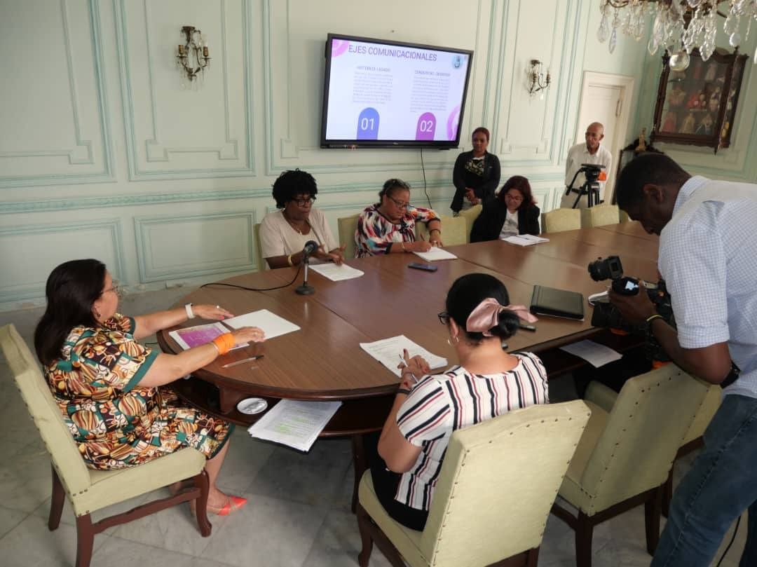 La FMC abrió las jornadas por el 8 de marzo con una conferencia de prensa marcada por la firmeza y la sensibilidad. Teresa Amarelle Boué, secretaria general de la FMC, denunció la reciente agresión a las costas Cubanas  Sus palabras fueron un llamado a la defensa de la soberanía