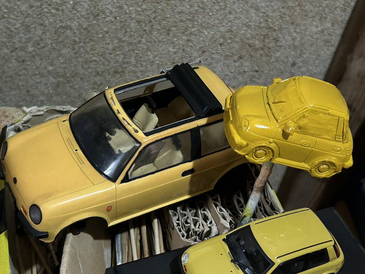 ネコワークス #Be1 ボディの黄色、パンプキンイエローを調色しながら