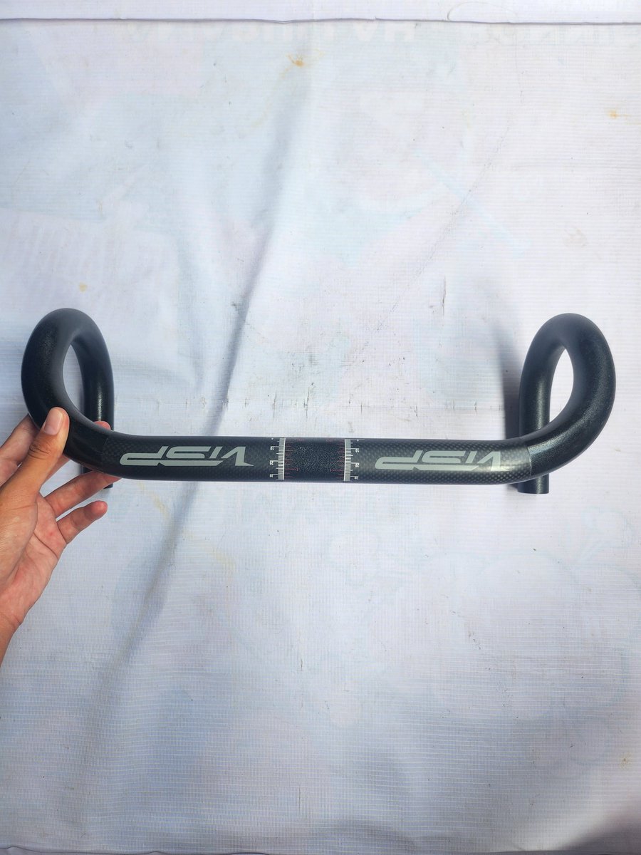 Islan Hata tweet media