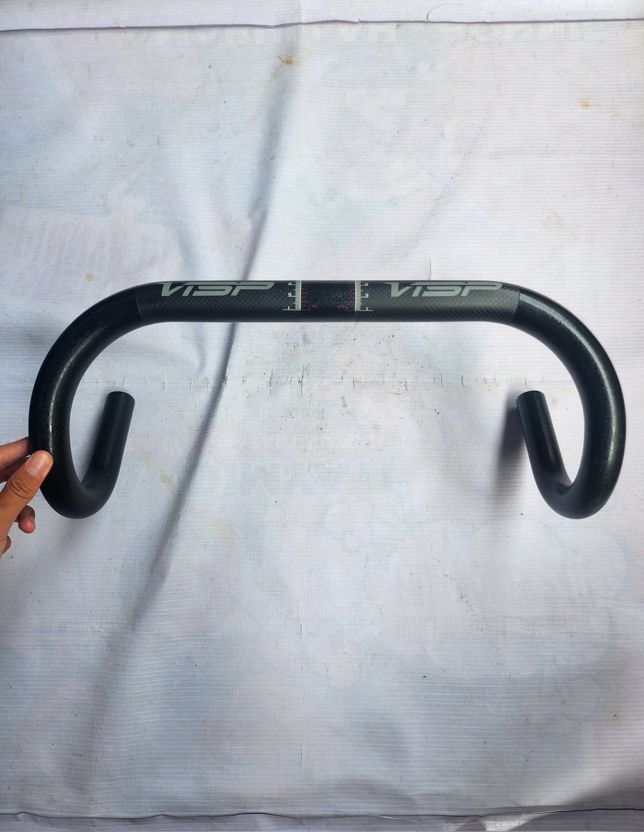 Islan Hata tweet media