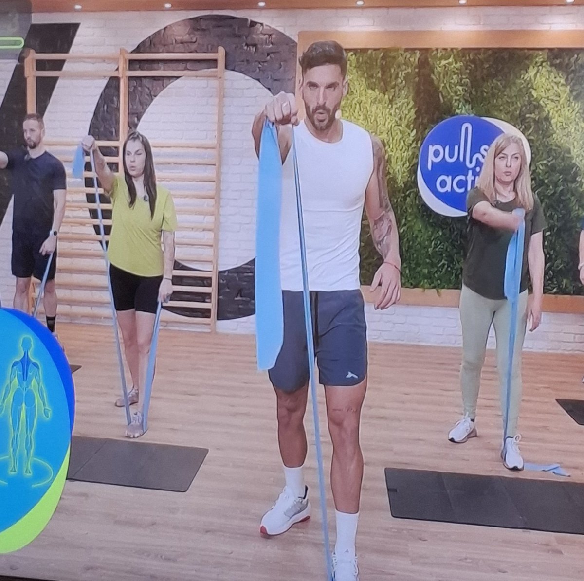 Elevación frontal #PulsoActivo