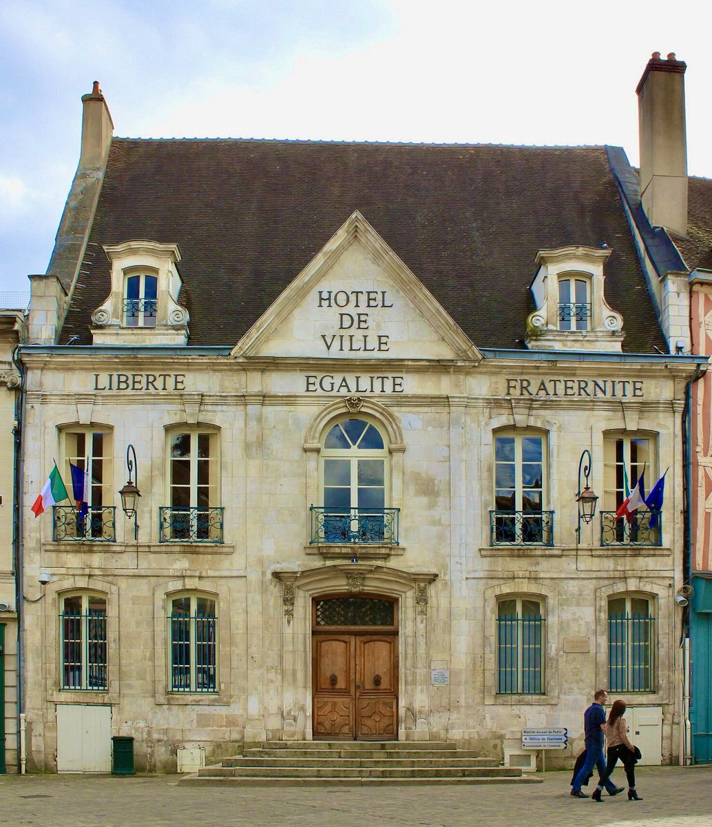 Guillaume Larrivé tweet media