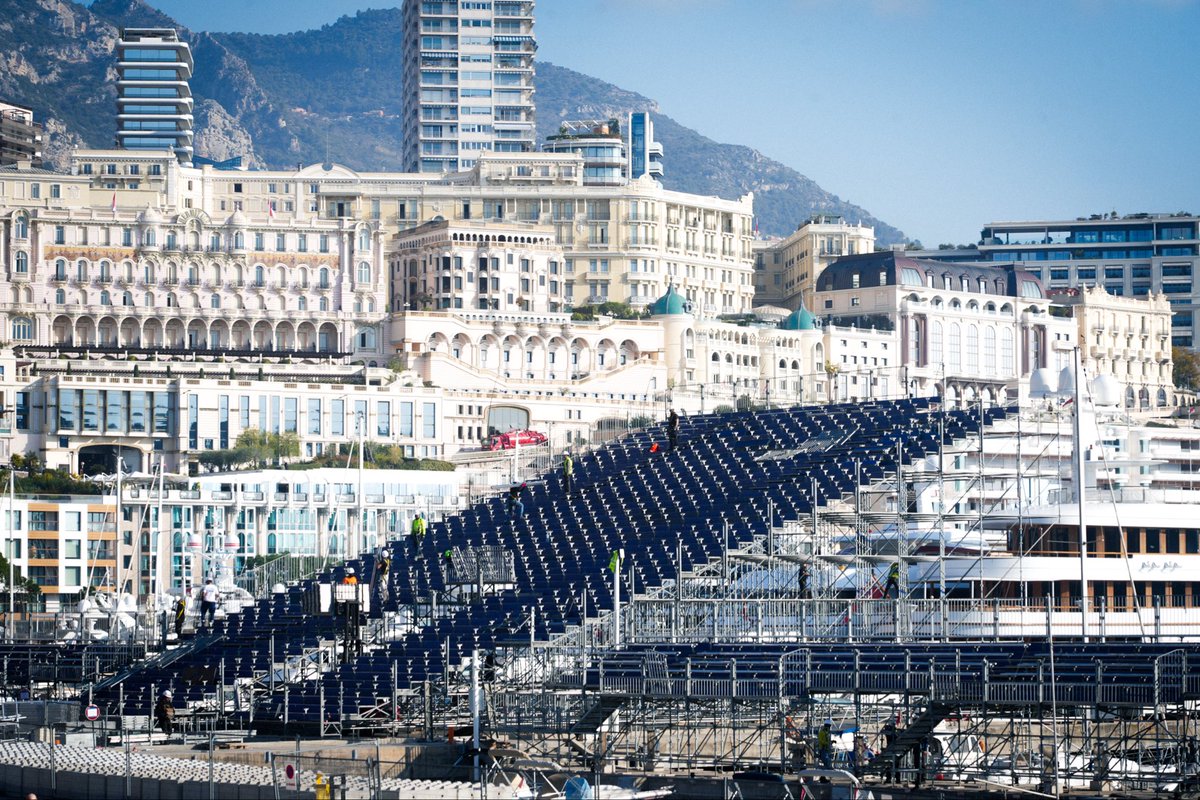 ACM_Media's tweet image. 🏗️ Le montage a démarré lundi… et le circuit se dessine déjà sous nos yeux 💪🤯

__

🏗️ The build began on Monday… and the circuit is already coming to life under our eyes 💪🤯

#MonacoGP #MonacoCircuit #MonacoEPrix