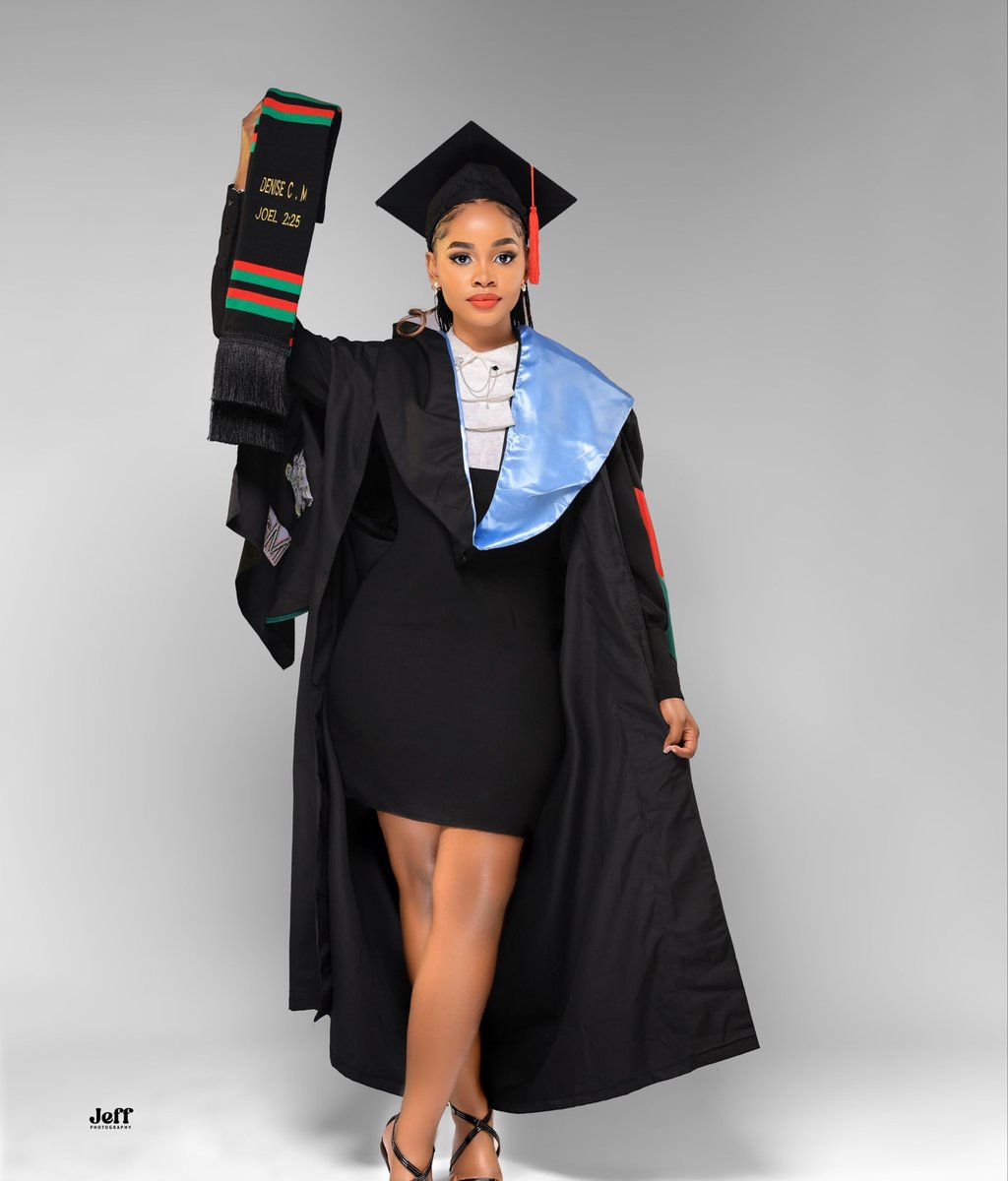 Denise Christine tweet media