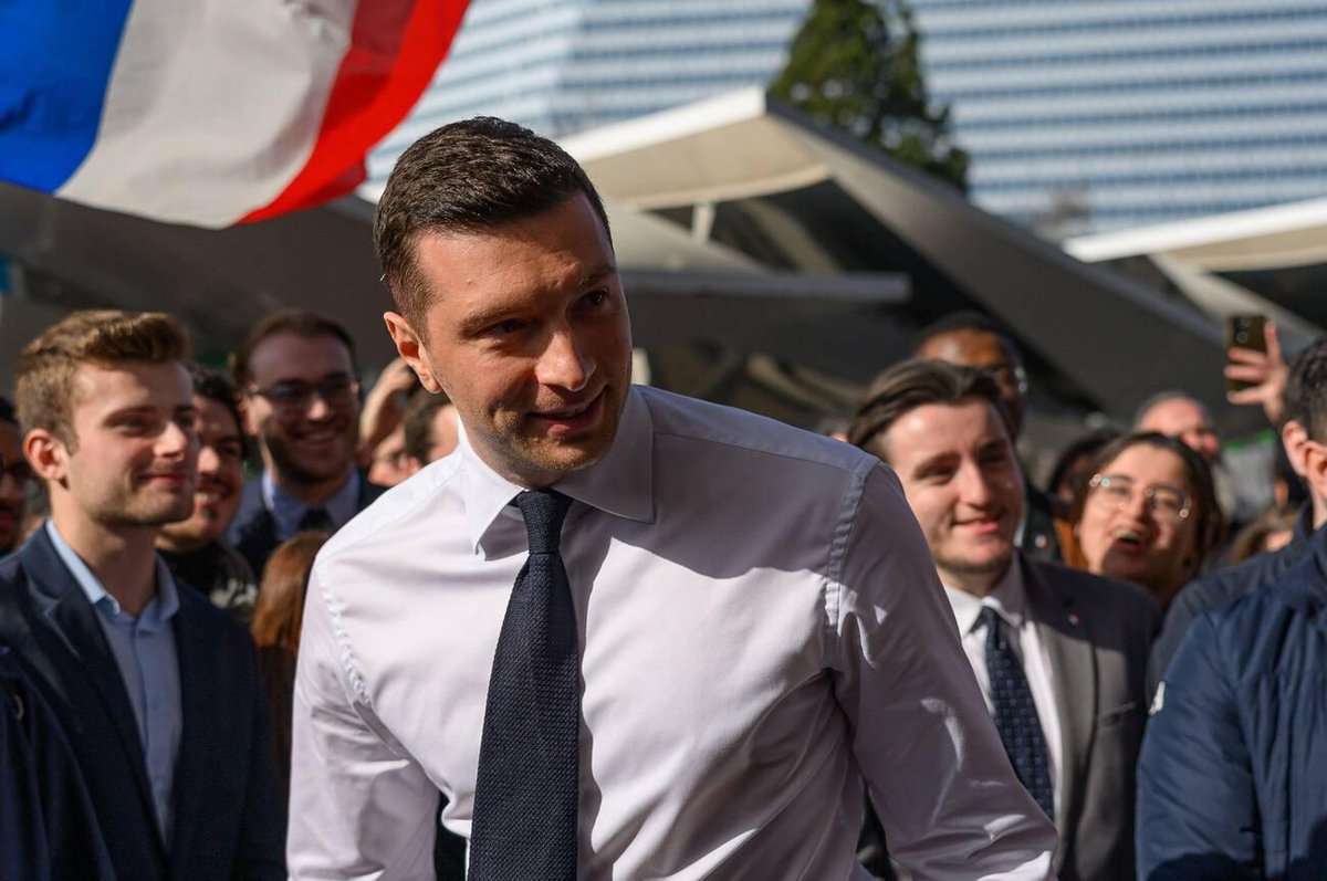 Bardella pics🇫🇷 tweet media