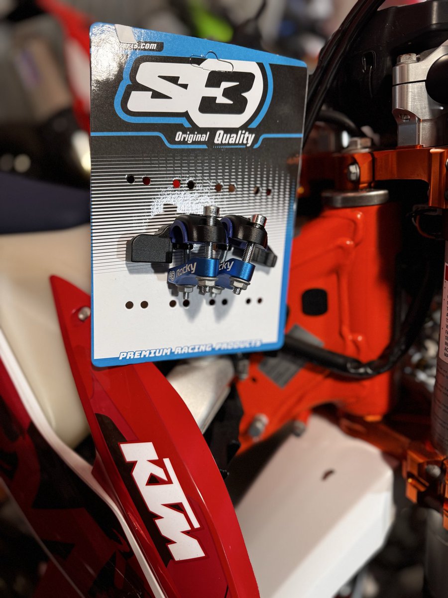 STARSTRADING tweet media