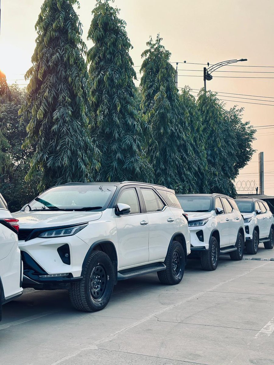 Built to protect. Engineered to endure.
A fleet of fully armoured SUVs, prepared for delivery, each one crafted with precision, integrated with advanced protection systems, and tested to meet the highest safety standards.
#JCBLArmouringSolutions #ArmouredVehicles #BulletproofCars