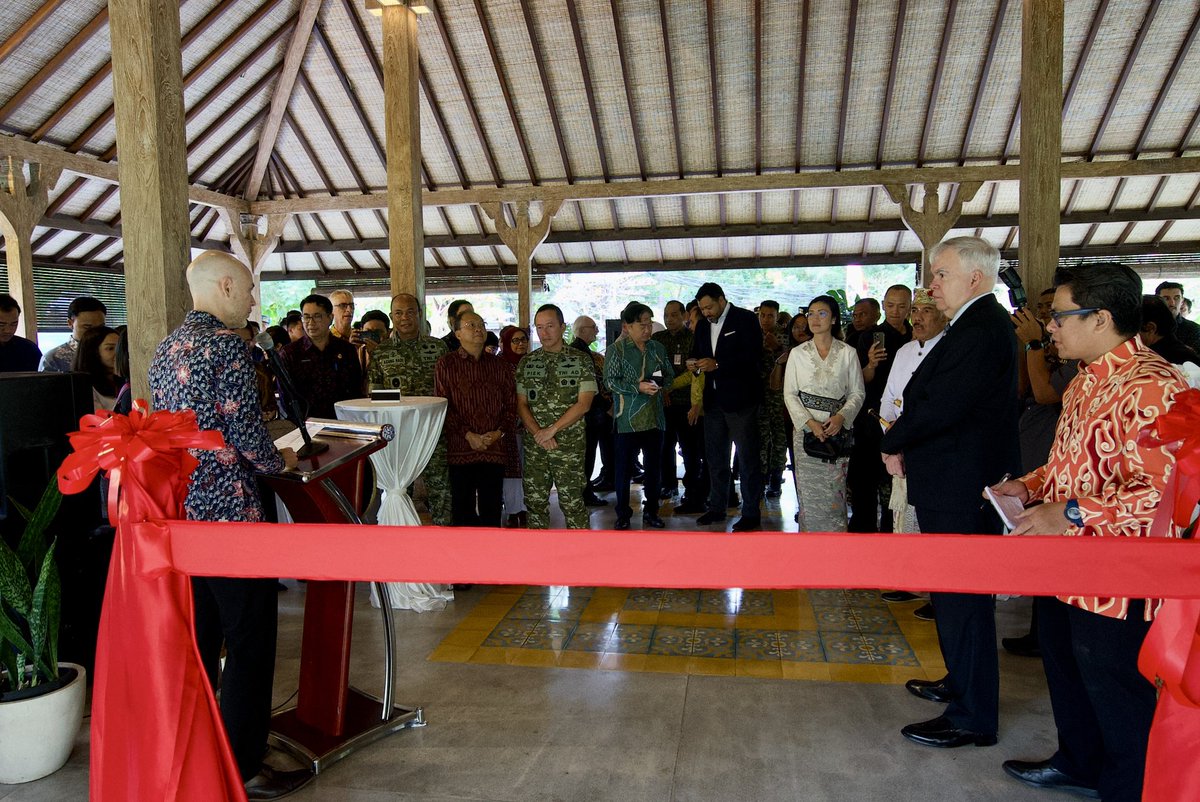 U.S. Consulate General Surabaya tweet media